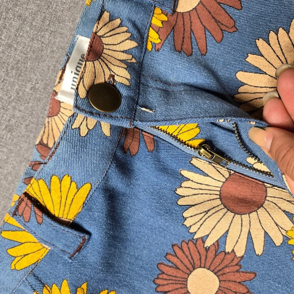 Unique Vintage Denim Like MIni Skirt - Picture 7 of 8